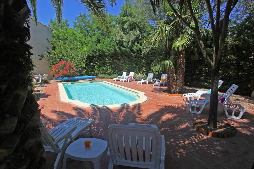 Auberge Du Chateau Margon  Exterior photo