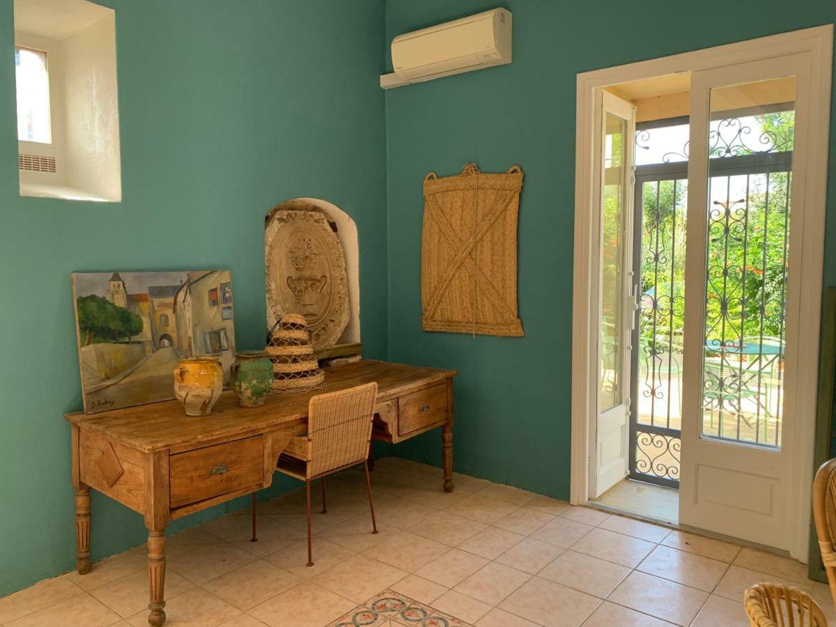 Auberge Du Chateau Margon  Exterior photo